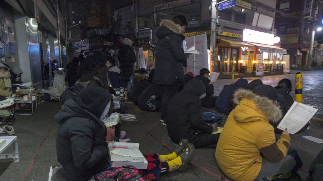 공무원 시험 인기 절정일때 노량진 풍경 | 인스티즈