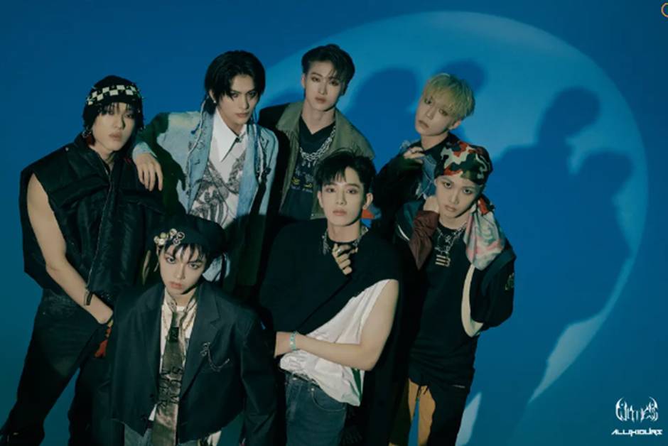 데뷔 때부터 스트레이 키즈 사촌 동생이라 불리는 신인 아이돌 | 인스티즈