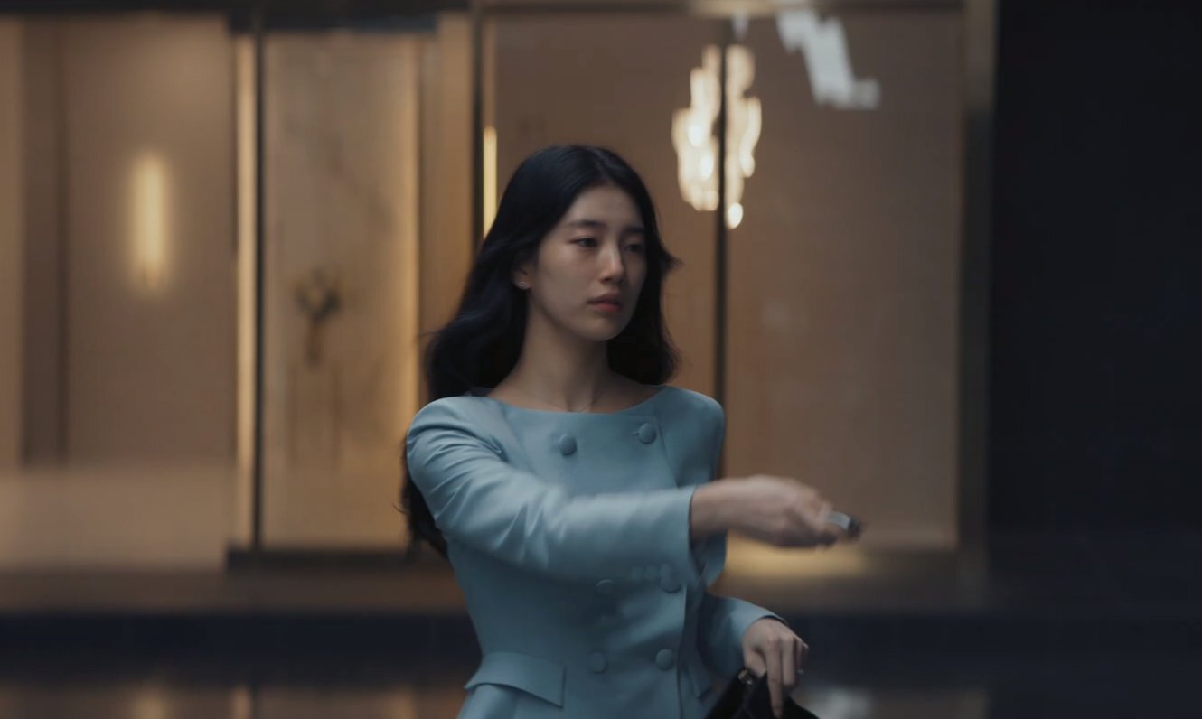삶에 지친 모습을 잘 살려내는 수지 | 인스티즈