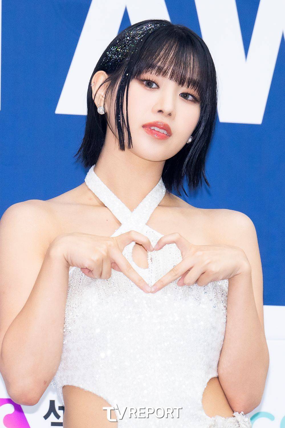 나띠 흰옷 입었다고 화이트스완 기사 올라온거 개웃김 | 인스티즈