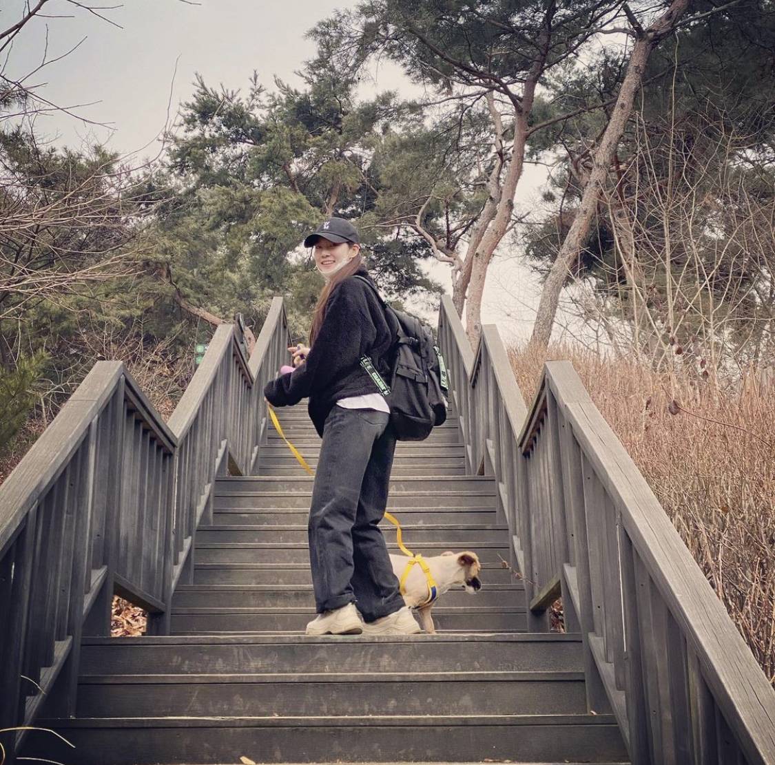 과한 꾸밈 노동 없이 편안하고 자연스러운 모습의 여자 연예인들 2 | 인스티즈
