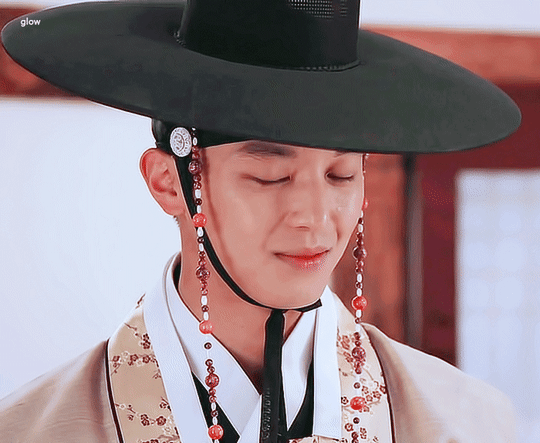 사극에서 취향갈리는 남자 머리.gif | 인스티즈