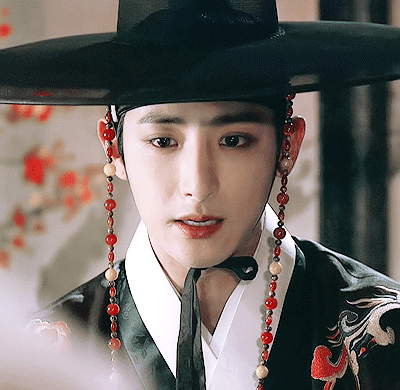 사극에서 취향갈리는 남자 머리.gif | 인스티즈