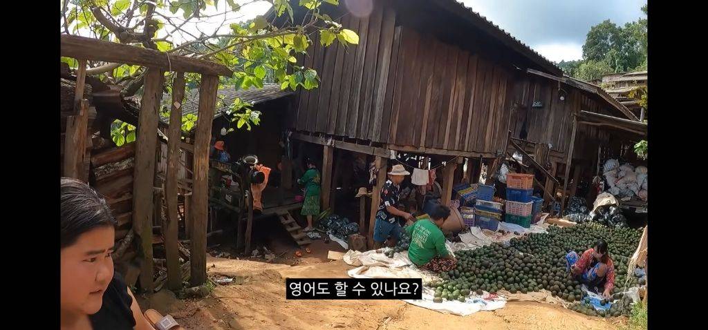 고구려의 후예라고 불린다는 라후족 방문한 유튜버 | 인스티즈