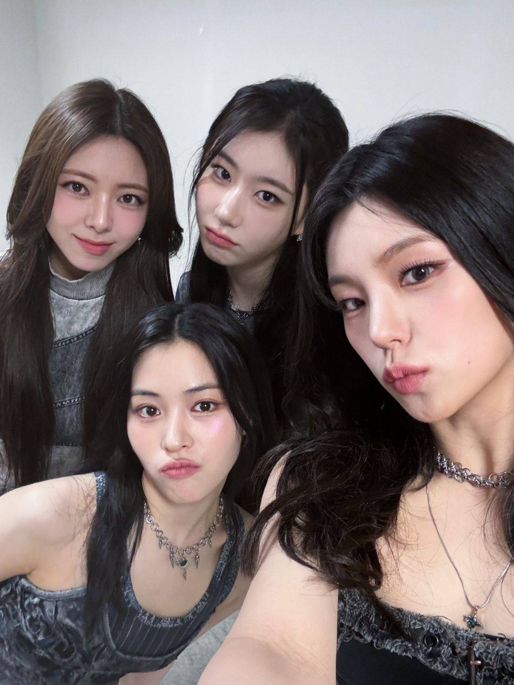 있지(ITZY) 인스타 업뎃 | 인스티즈