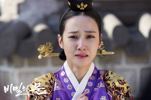족두리를 쓴 사극 속 박은빈.jpg | 인스티즈