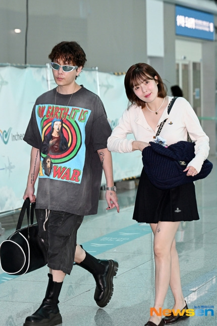 오늘자 용준형 현아 출국 사진 | 인스티즈
