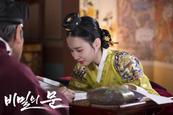 족두리를 쓴 사극 속 박은빈.jpg | 인스티즈