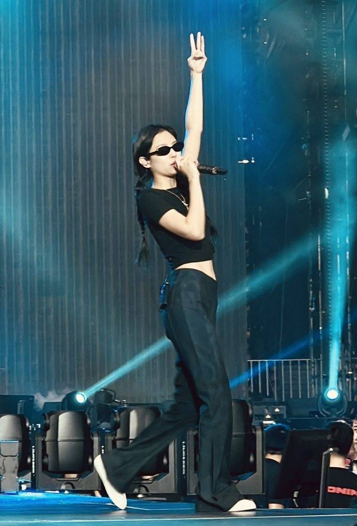 블랙핑크 제니 콘서트 리허설 사복 모음.jpg | 인스티즈