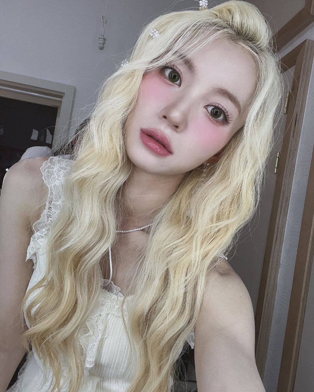 오마이걸 유빈 인스타 업뎃 | 인스티즈