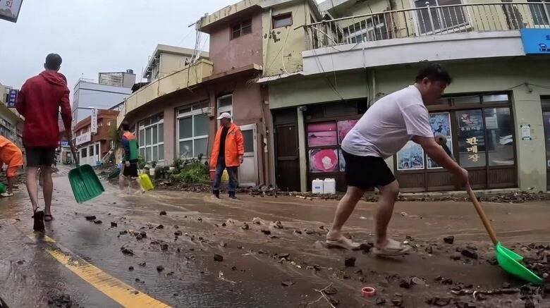 한국에 놀러온 해외 자전거 유튜버 근황.jpg | 인스티즈