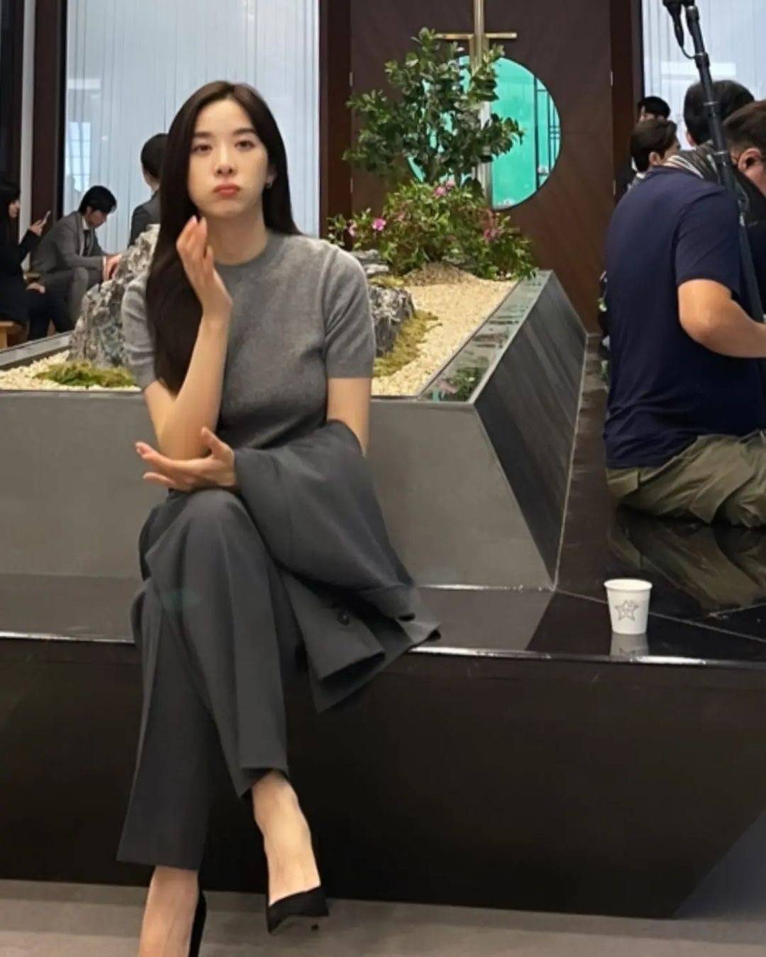 30대가 되면 될 줄 알았던 어른 여자의 분위기 | 인스티즈