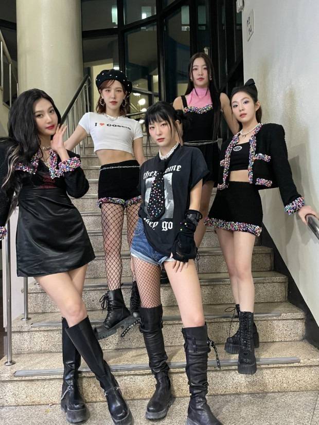 여돌 남돌 무대의상차이 | 인스티즈