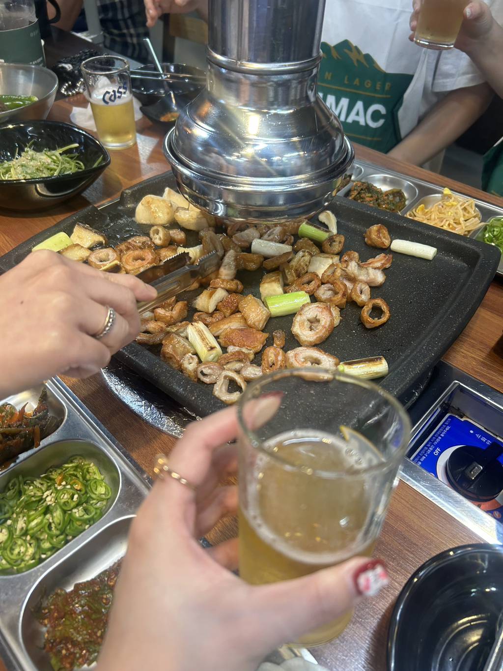 이 사람 이거 한 달만에 다 먹었다는데요..? 돼지와 알콜중독자 그 사이 .. | 인스티즈