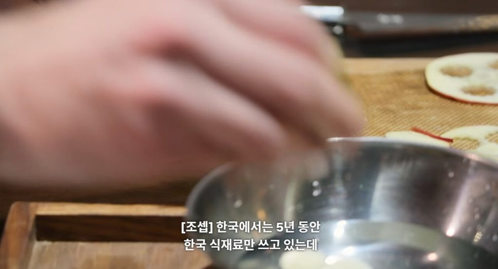 스포주의)흑백요리사:두 외국인 셰프의 플레이팅 수준 | 인스티즈