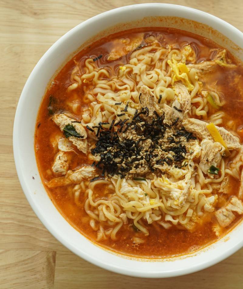 개꿀조합이라는 멸치칼국수+불닭볶음면 | 인스티즈