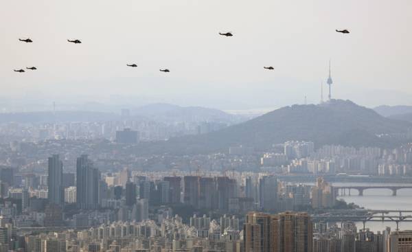 국군의날 100억짜리 군사 퍼레이드, 도대체 왜? | 인스티즈