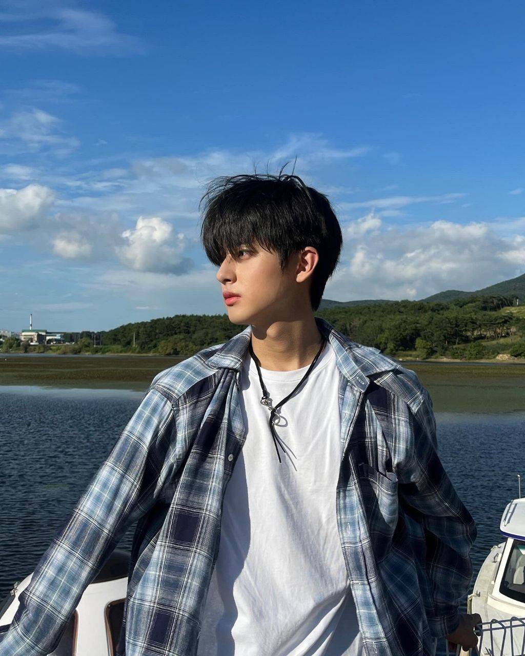 운동 진짜 열심히 하는 것 같은 프듀 김민규 벌크업 근황 | 인스티즈