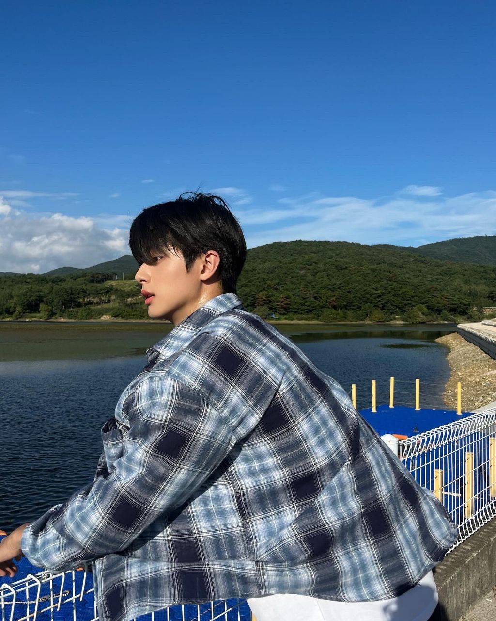 운동 진짜 열심히 하는 것 같은 프듀 김민규 벌크업 근황 | 인스티즈