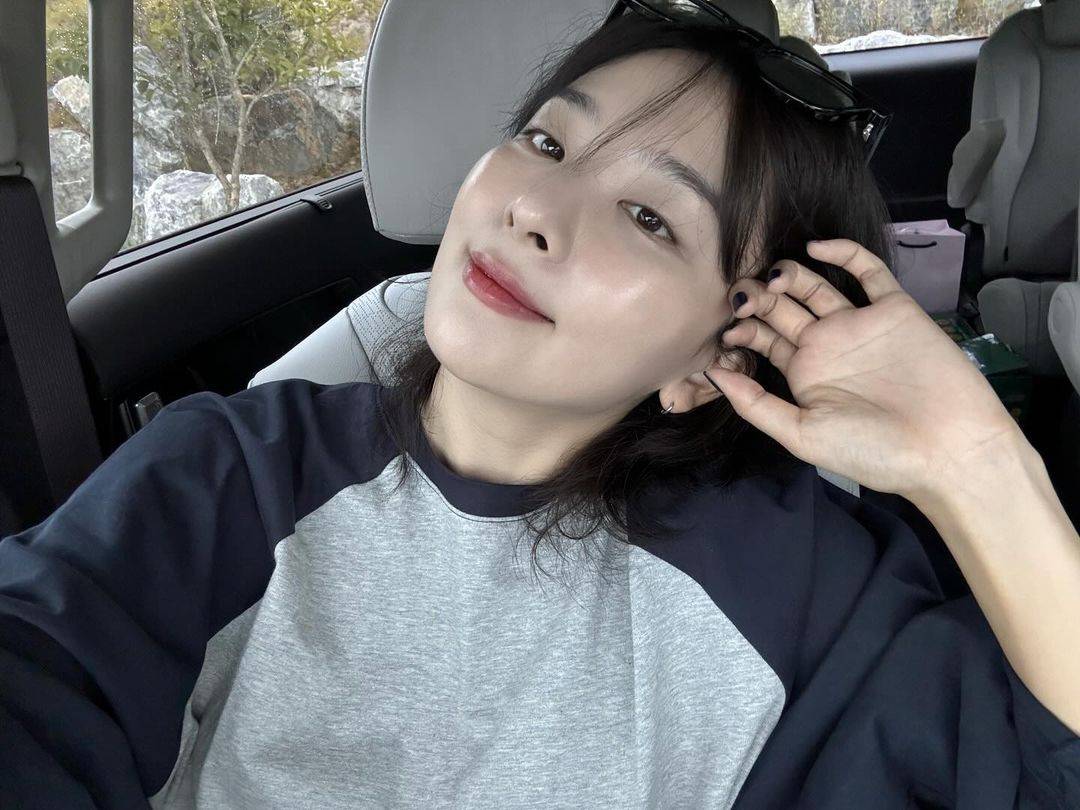 데뷔 이후로 제일 짧게 잘랐다는 레드벨벳 슬기 | 인스티즈