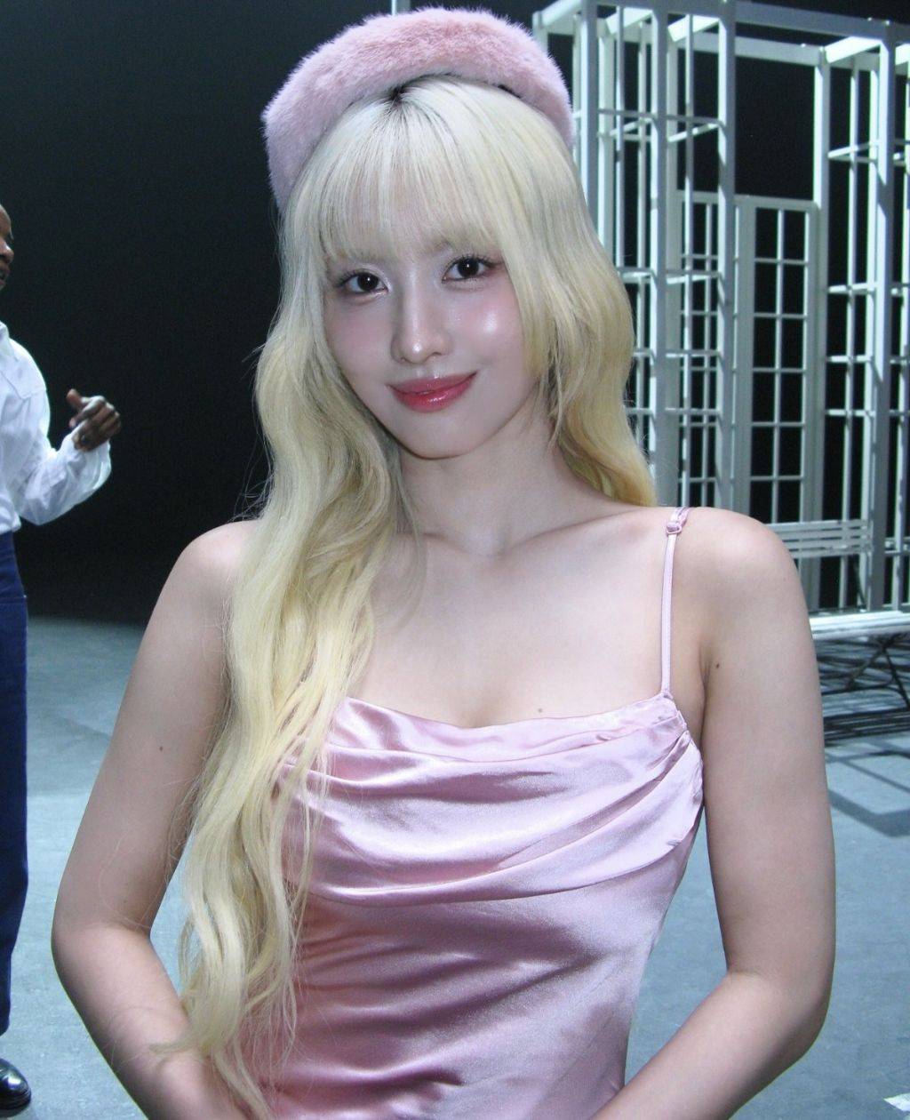 진짜 오랜만에 금발 장발 보여준 트와이스 모모 | 인스티즈