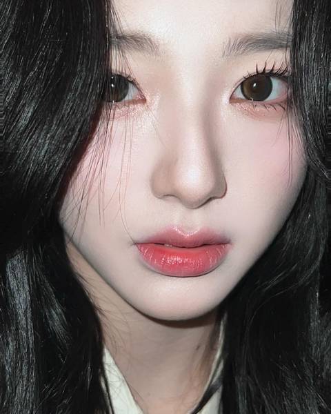 여자한테 번따 당했다는 여돌 두명 | 인스티즈