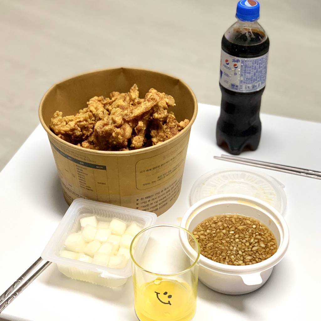 노랑통닭 신메뉴 알싸한 마늘치킨 | 인스티즈