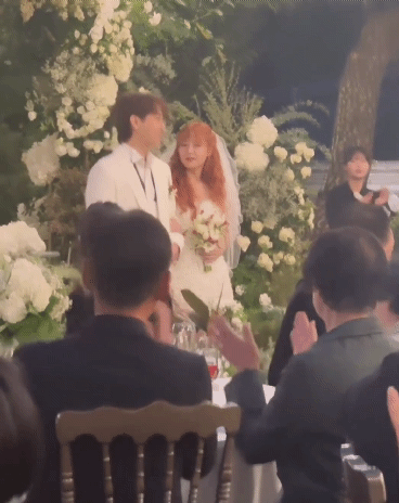 현아-용준형 결혼식 현장.gif | 인스티즈
