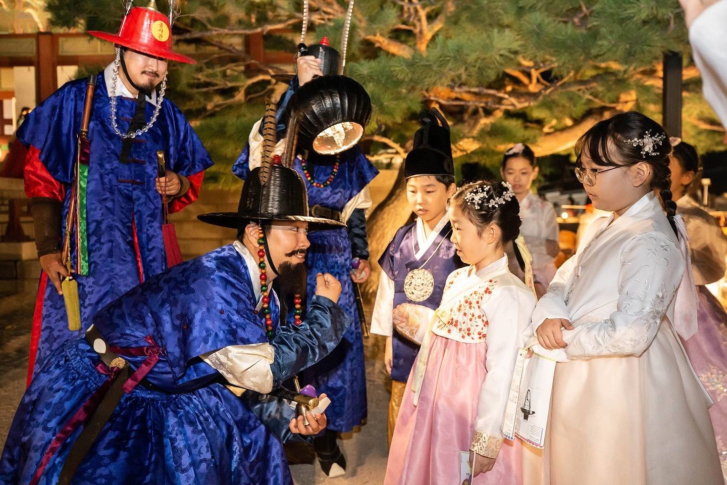 한글날 저녁 경복궁에서 열린 한복 축제 | 인스티즈