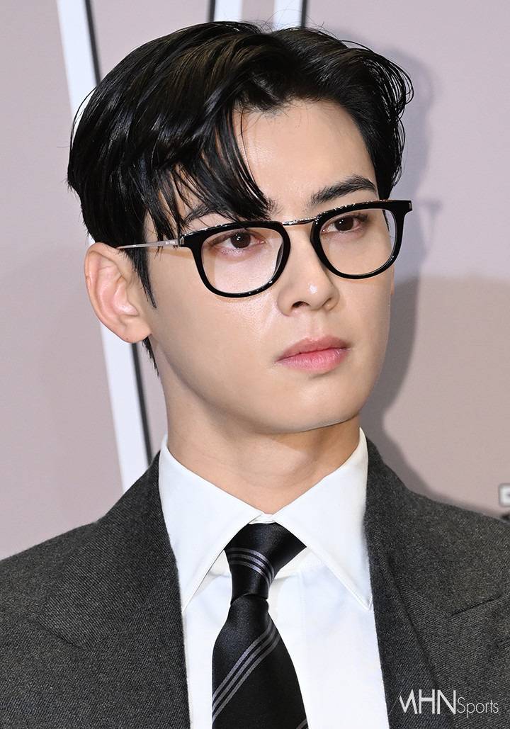 오늘자 W코리아 자선행사 실시간 차은우 | 인스티즈