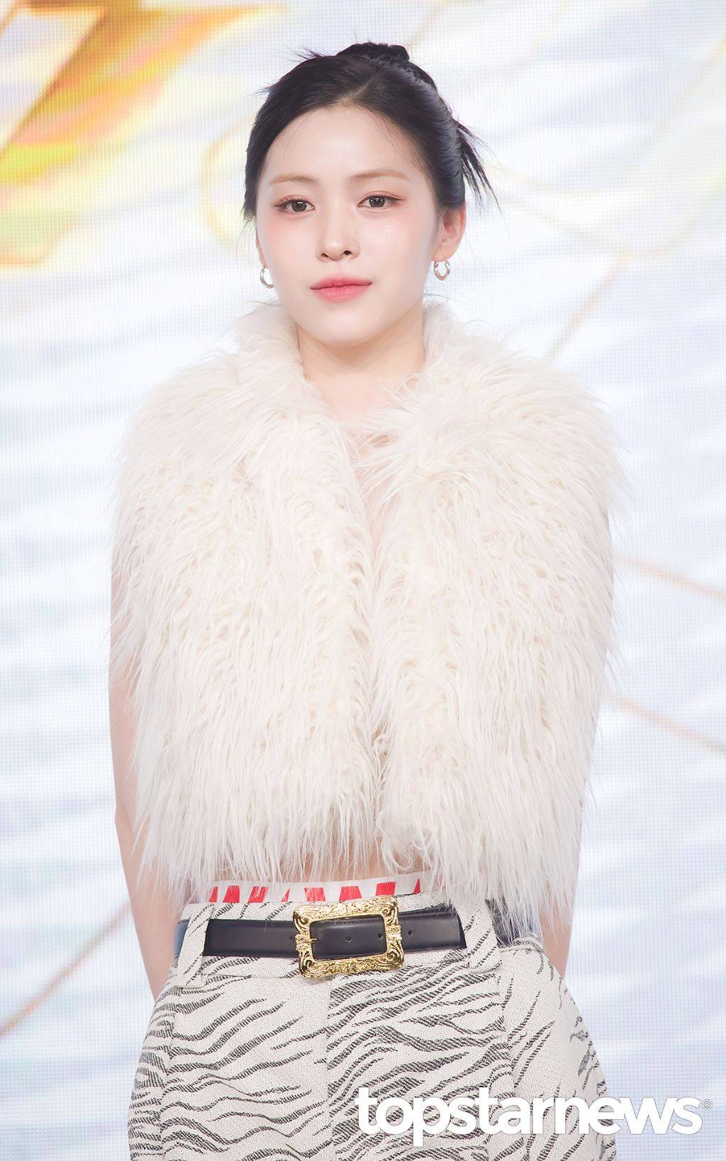 오늘 컴백하는 있지(ITZY) 기자 쇼케이스 사진