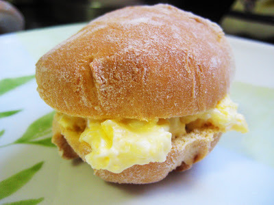 필리핀의 모닝빵 같은 존재 Pandesal | 인스티즈