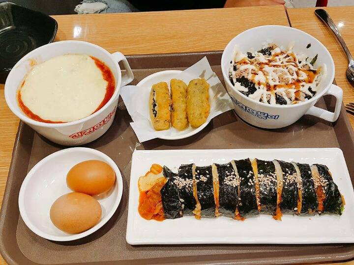 신전떡볶이 매운치즈김밥 gifjpg | 인스티즈