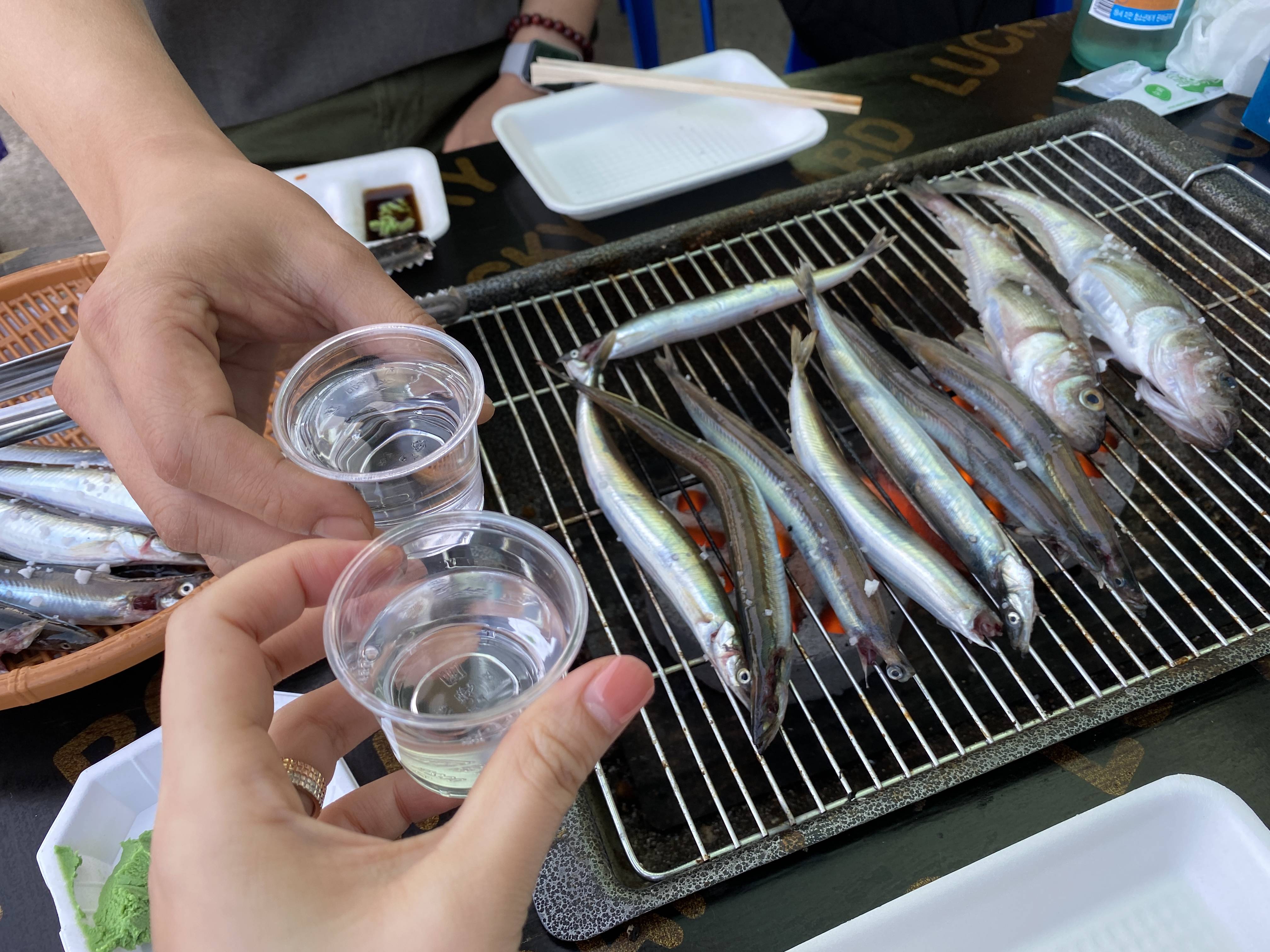 강원도 가서 먹기만 하는 강원도(속초) 쳐돌이가 먹는것들 🦑🦀🐟 | 인스티즈