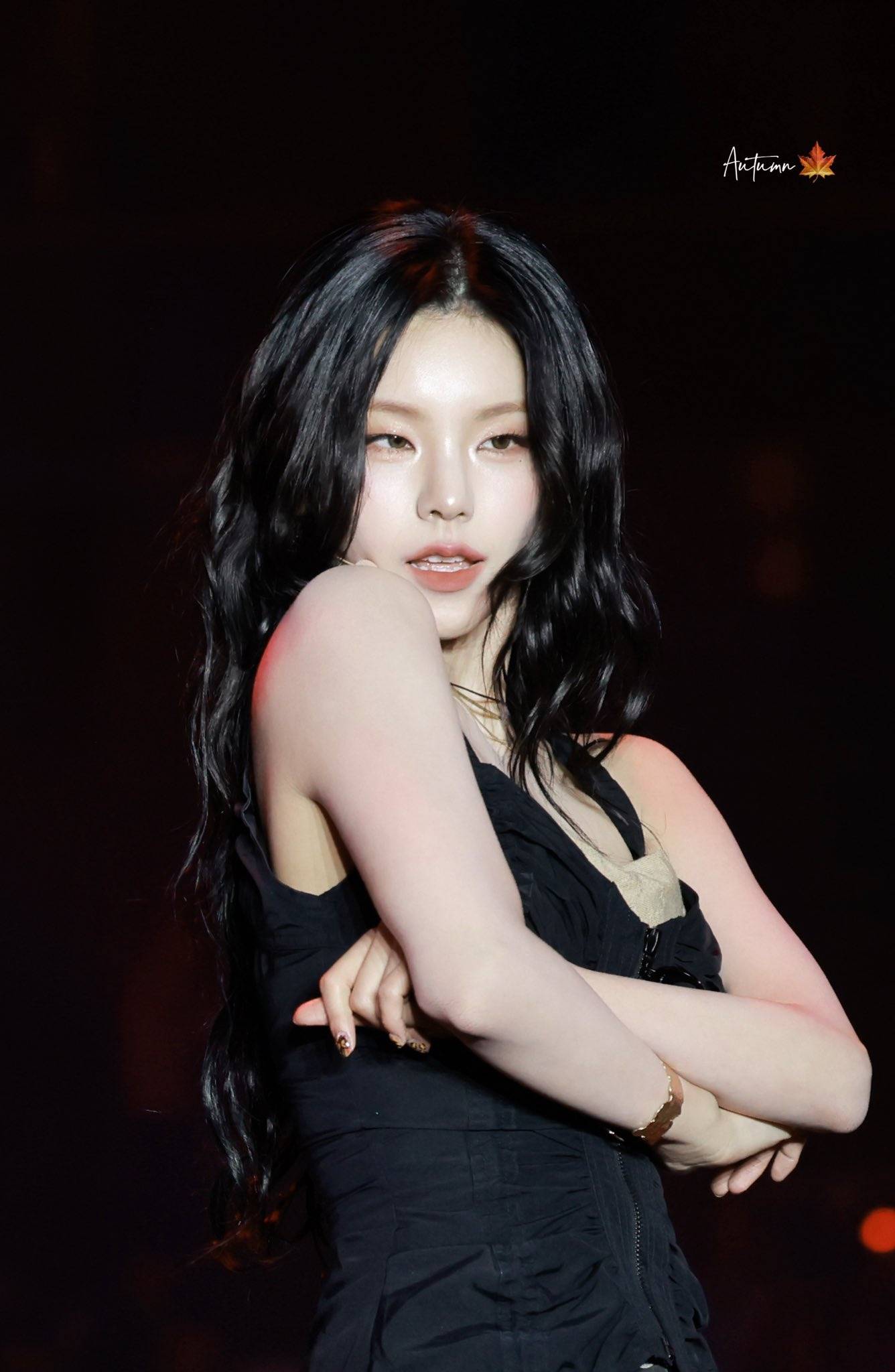 (스압)컴백한 최근 ITZY 예지 미모 .jpgif | 인스티즈