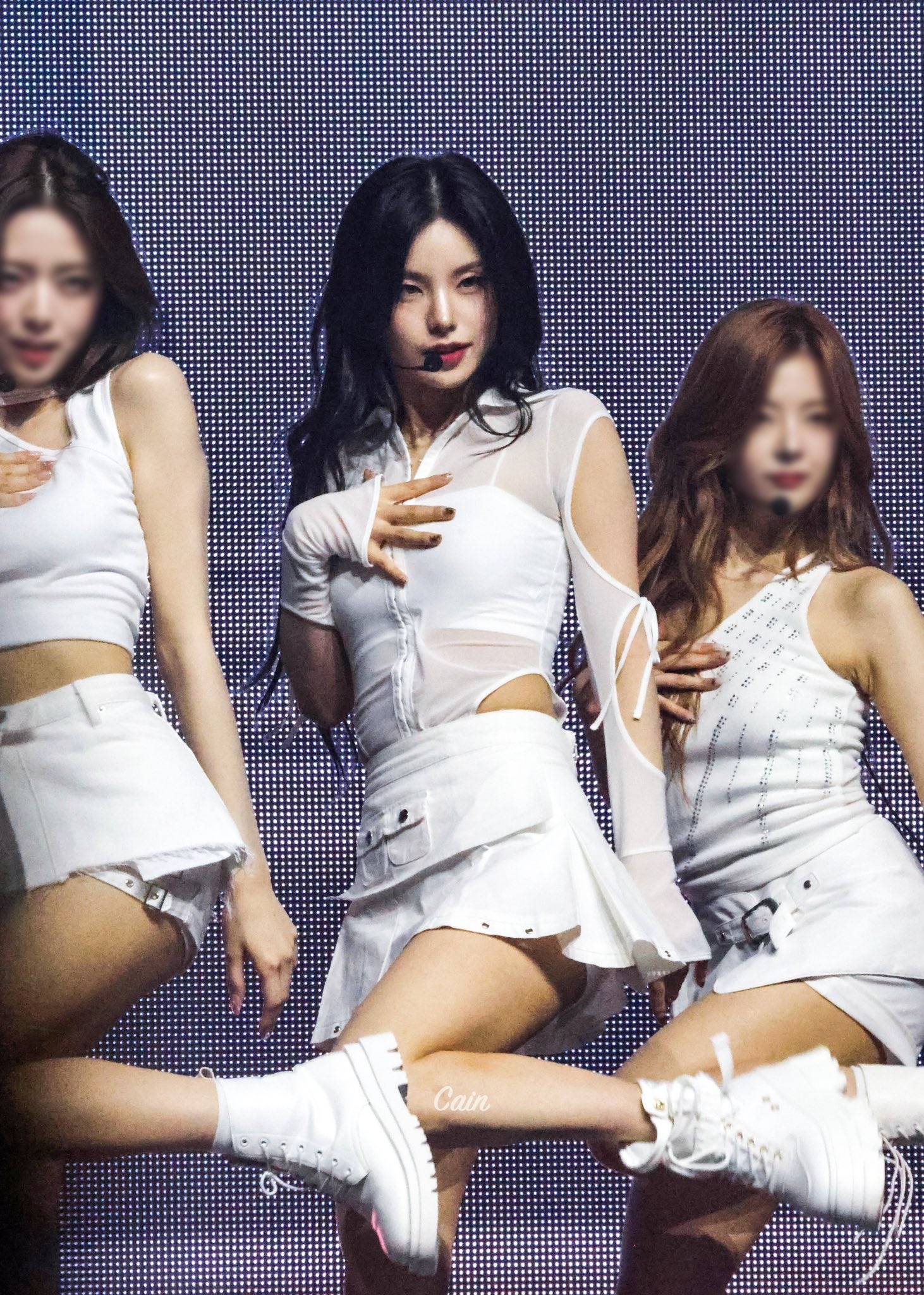 (스압)컴백한 최근 ITZY 예지 미모 .jpgif | 인스티즈
