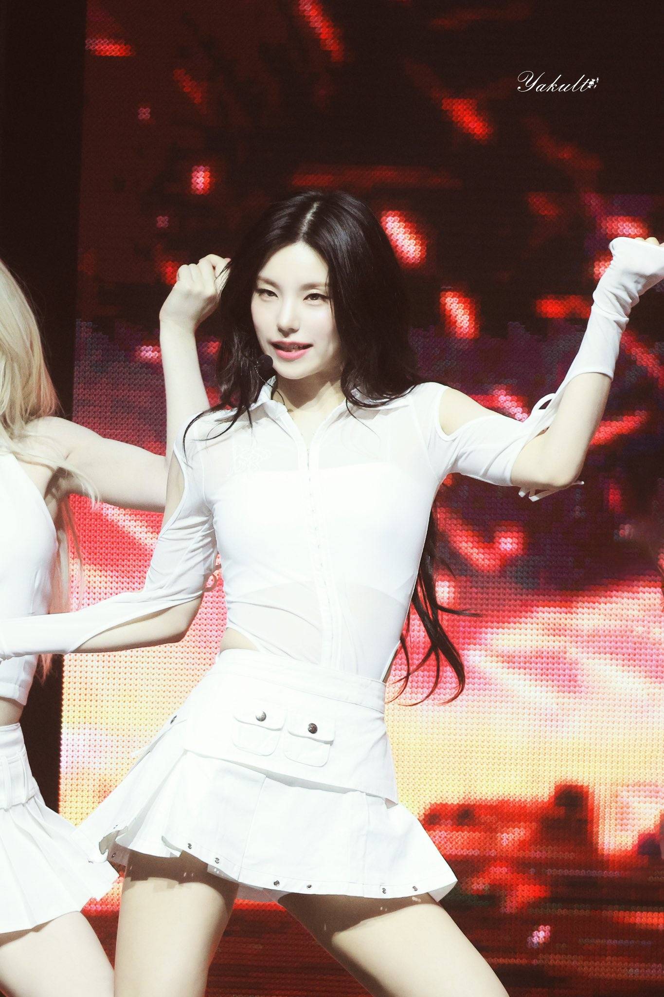 (스압)컴백한 최근 ITZY 예지 미모 .jpgif | 인스티즈