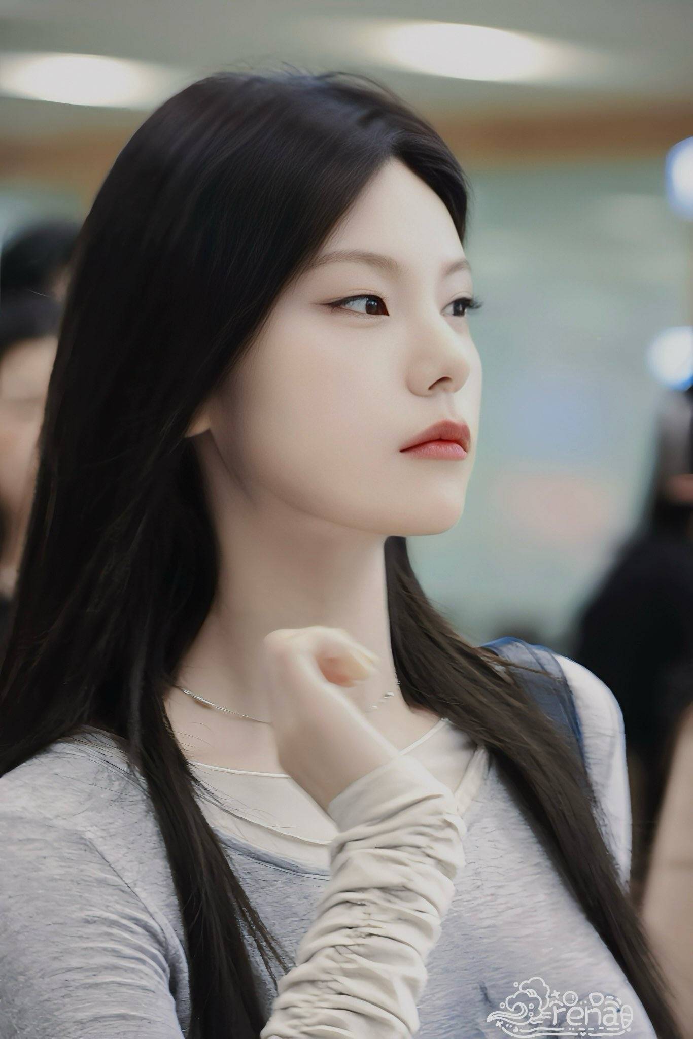 (스압)컴백한 최근 ITZY 예지 미모 .jpgif | 인스티즈