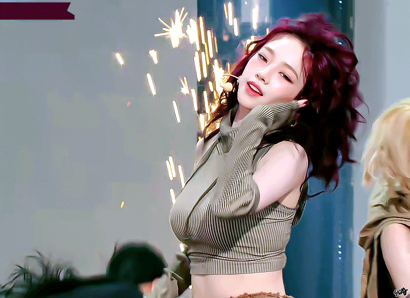 파마머리 카리나 vs 긴생머리 카리나 | 인스티즈