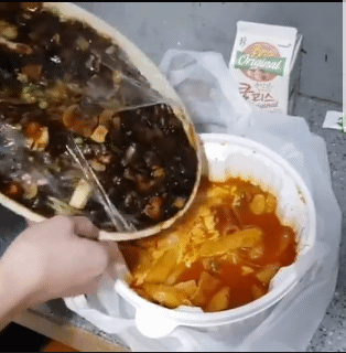 쟁반짜장 X 엽떡.gif | 인스티즈