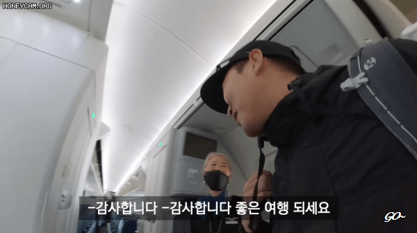 노년 여성 승무원이 존재하는 미국.jpg | 인스티즈