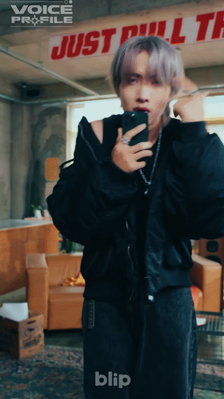 멤버 전원이 아이폰 들고 안무 말아주는 느좋 아이돌.GIF | 인스티즈