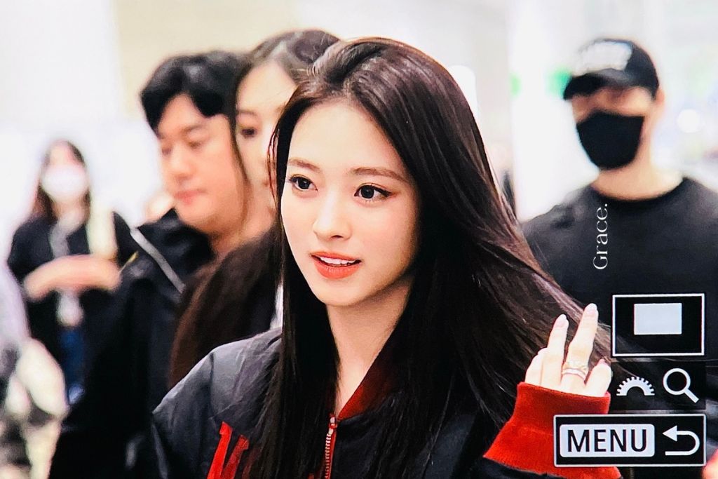 오늘자 미야오 안나 출국 홈마짤........ | 인스티즈