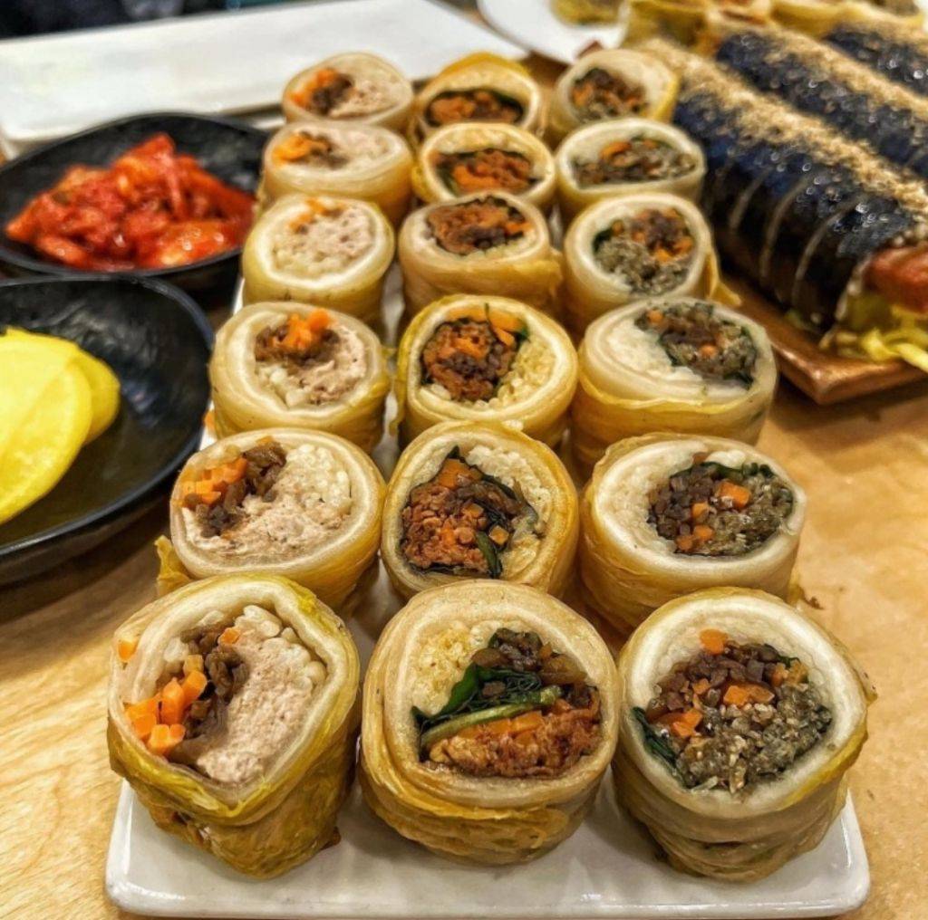 살짝 비싼 김밥집 | 인스티즈