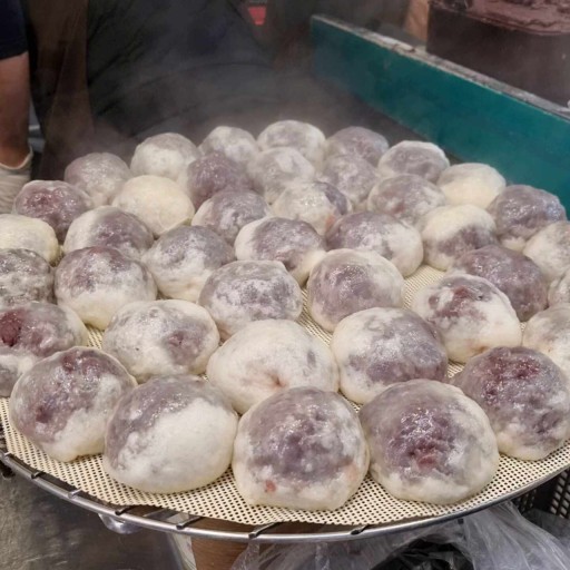 부산 깡통시장의 팥 가득 씨스루찐빵 | 인스티즈