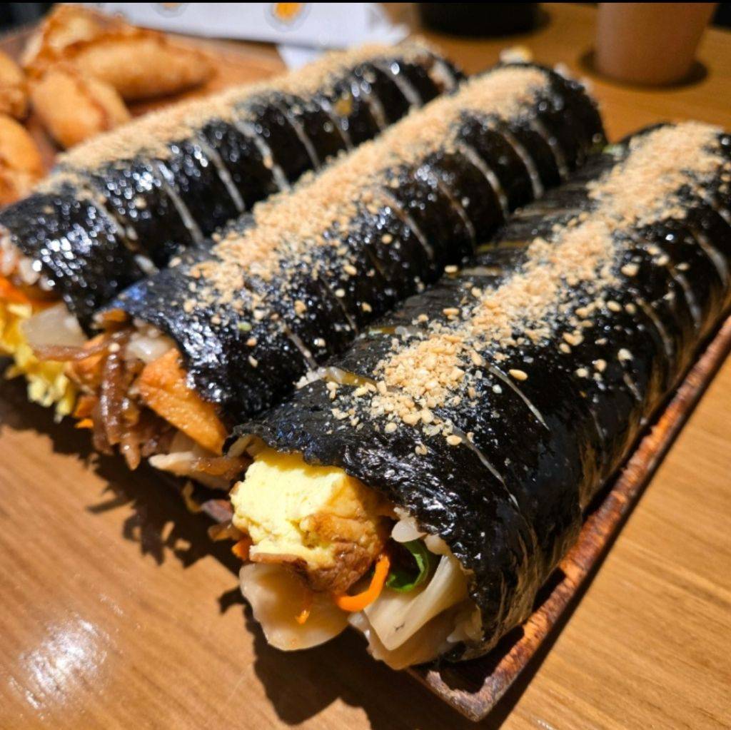 살짝 비싼 김밥집 | 인스티즈