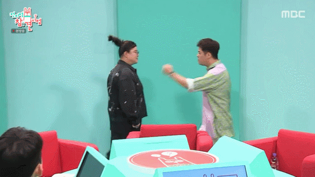 이영자의 어깨빵을 경험한 비.jpgif | 인스티즈
