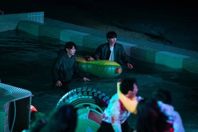 '좀비버스' PD "시즌3 한다면 육성재 살리고파, 덱스와 투샷에 감탄” | 인스티즈
