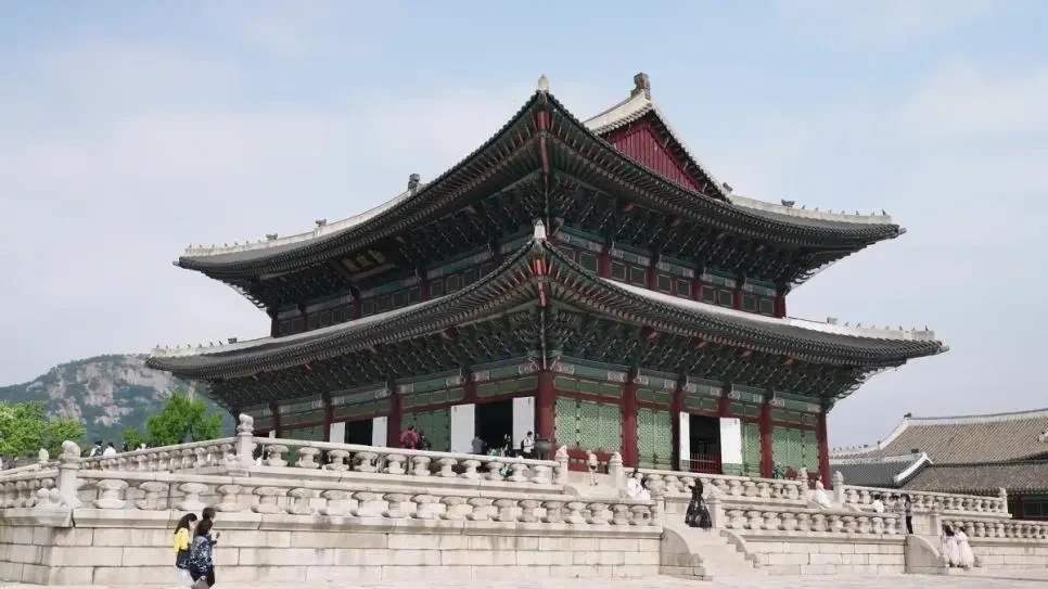 첫 한국여행에서 서울 거리의 아름다움에 압도 당했다는 일본인 | 인스티즈