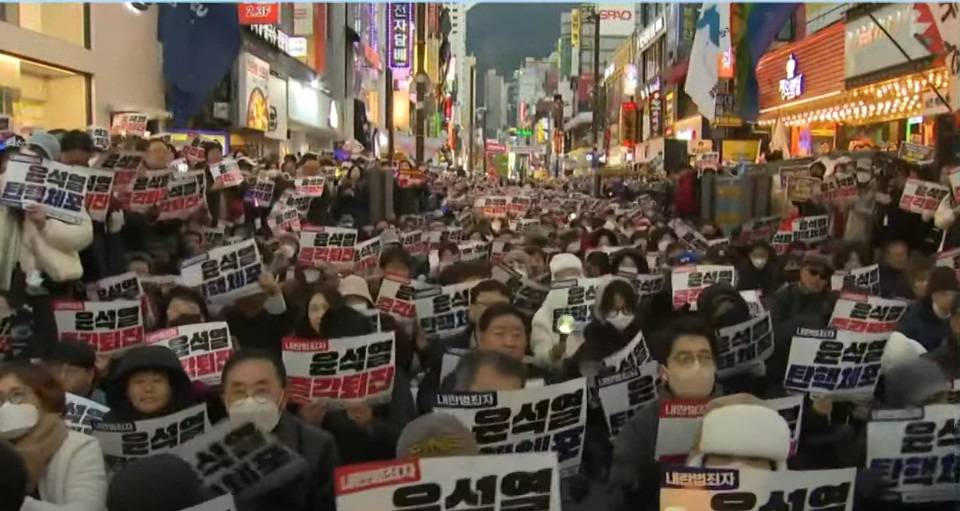 오늘자 부산 서면 시위 모습 | 인스티즈